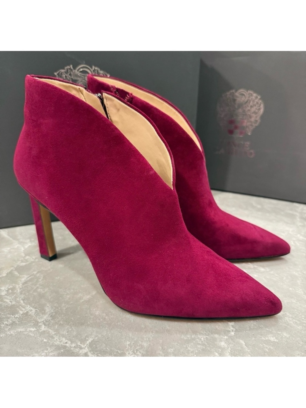 Vince Camuto Sestrind Ribbon Red Pink Suede Pointed Toe Booties Heels 7.5M New - Picture 2 of 6